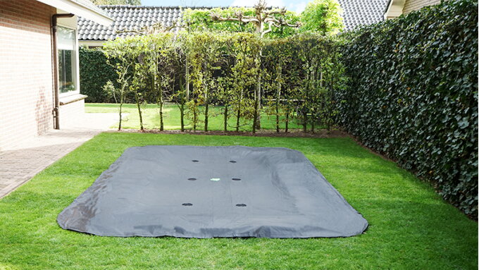Trampolines: what to do in extreme weather conditions?
